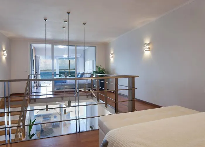 Seagull Luxury Maisonette