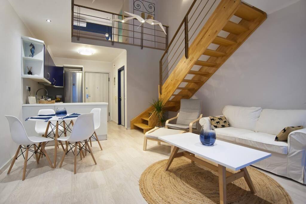 Seagull Luxury Maisonette Apartment Itea